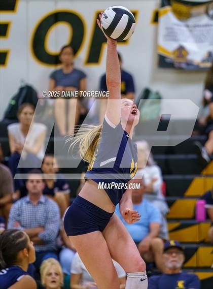 Thumbnail 3 in Crean Lutheran @ Foothill photogallery.