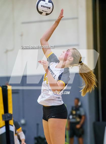 Thumbnail 1 in Crean Lutheran @ Foothill photogallery.