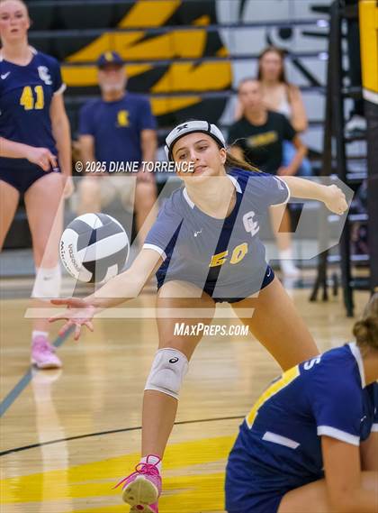 Thumbnail 2 in Crean Lutheran @ Foothill photogallery.