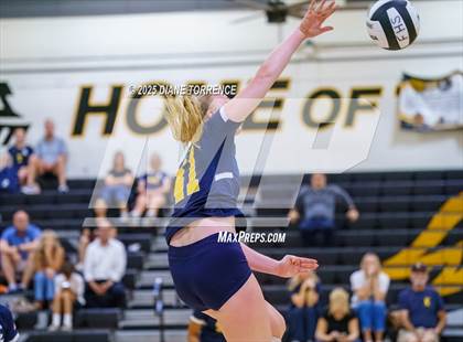 Thumbnail 1 in Crean Lutheran @ Foothill photogallery.