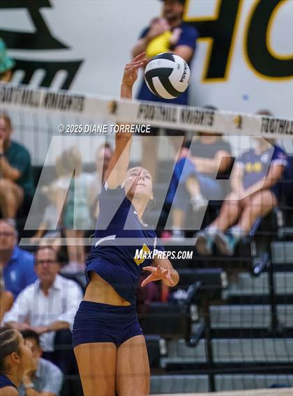 Thumbnail 1 in Crean Lutheran @ Foothill photogallery.