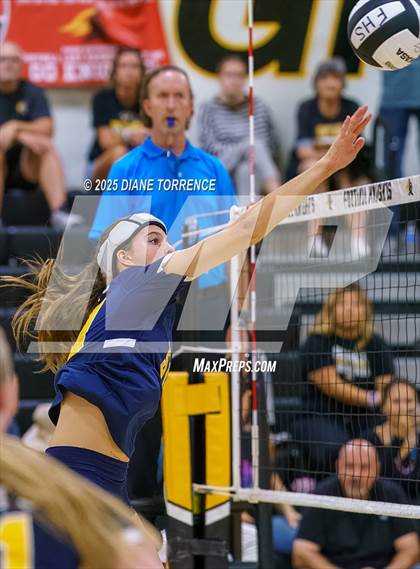 Thumbnail 2 in Crean Lutheran @ Foothill photogallery.