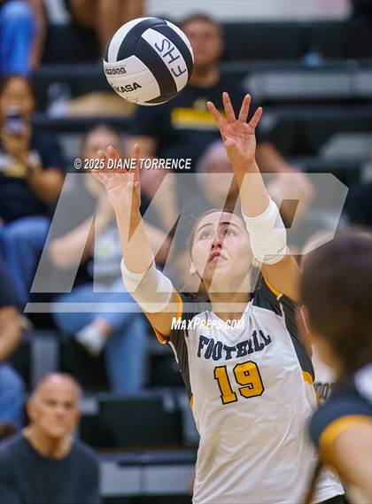 Thumbnail 3 in Crean Lutheran @ Foothill photogallery.
