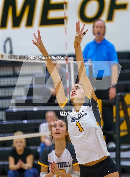 Thumbnail 3 in Crean Lutheran @ Foothill photogallery.