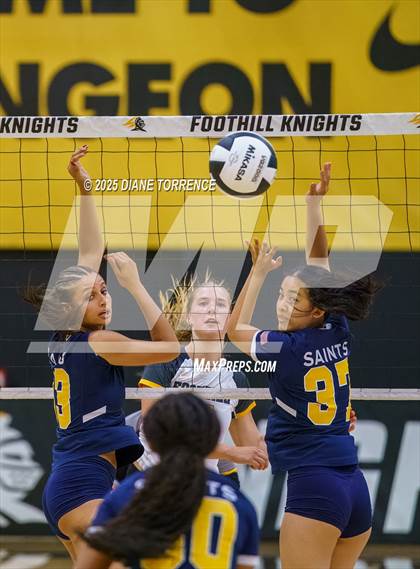 Thumbnail 1 in Crean Lutheran @ Foothill photogallery.