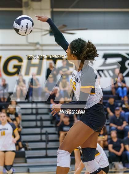 Thumbnail 3 in Crean Lutheran @ Foothill photogallery.