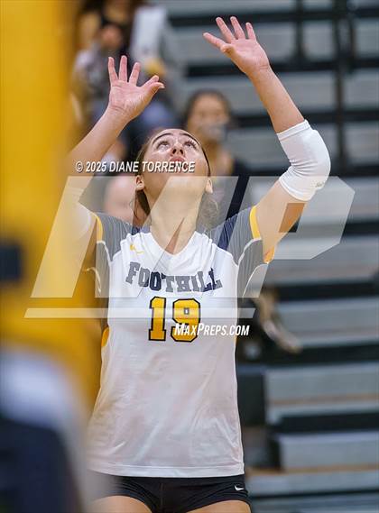 Thumbnail 3 in Crean Lutheran @ Foothill photogallery.