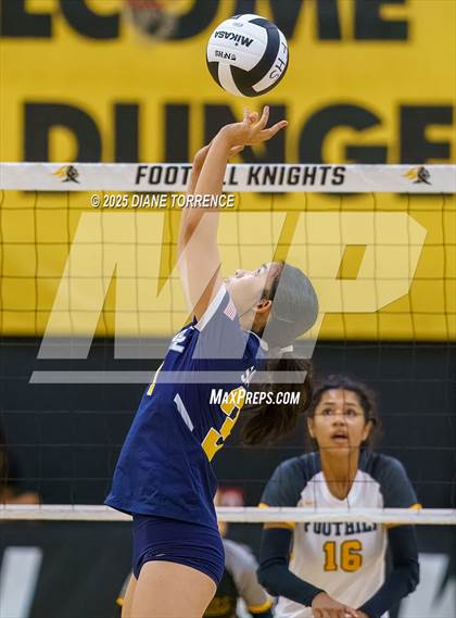 Thumbnail 1 in Crean Lutheran @ Foothill photogallery.