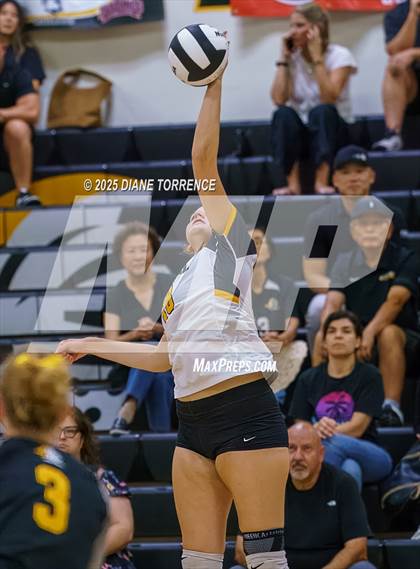 Thumbnail 1 in Crean Lutheran @ Foothill photogallery.