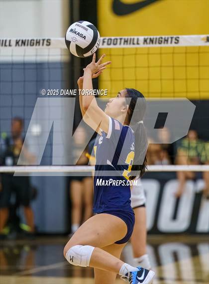Thumbnail 3 in Crean Lutheran @ Foothill photogallery.