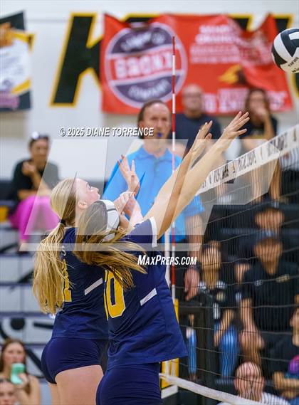 Thumbnail 2 in Crean Lutheran @ Foothill photogallery.
