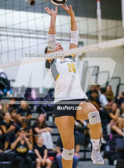 Thumbnail 2 in Crean Lutheran @ Foothill photogallery.