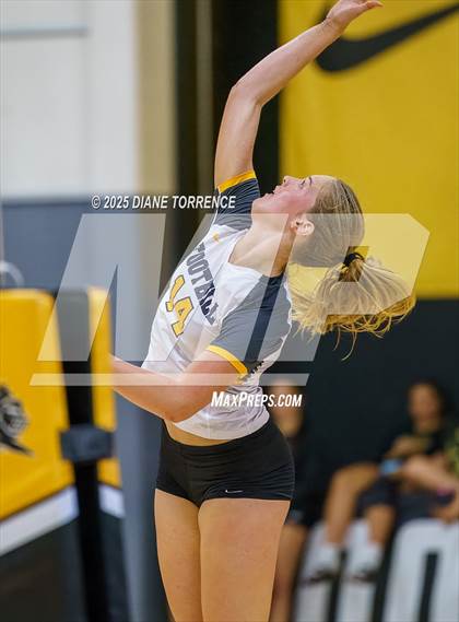 Thumbnail 3 in Crean Lutheran @ Foothill photogallery.