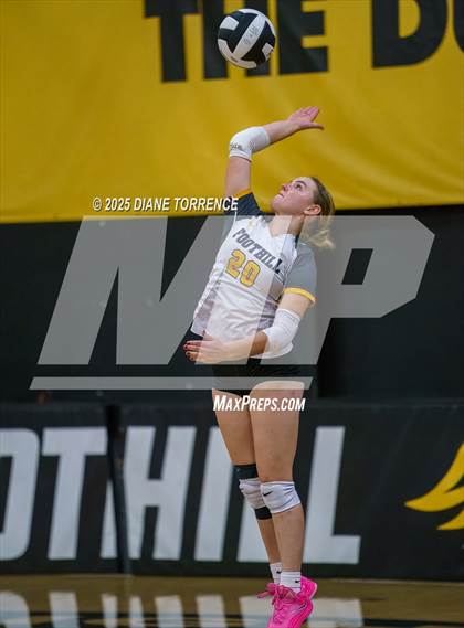 Thumbnail 3 in Crean Lutheran @ Foothill photogallery.