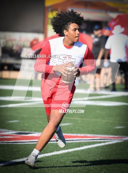 Thumbnail 3 in Santa Cruz Valley vs. San Pasqual (ACU 7V7) photogallery.