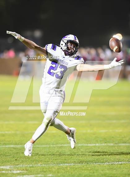 Thumbnail 3 in Yuma Catholic vs. Northwest Christian (Senior Night) photogallery.