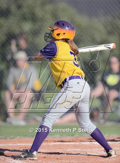 Thumbnail 3 in Lutcher vs Cecilia (LHSAA 4A 1st Round Playoff) photogallery.