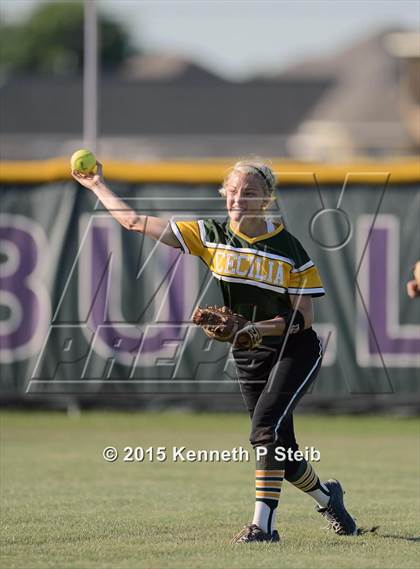 Thumbnail 1 in Lutcher vs Cecilia (LHSAA 4A 1st Round Playoff) photogallery.