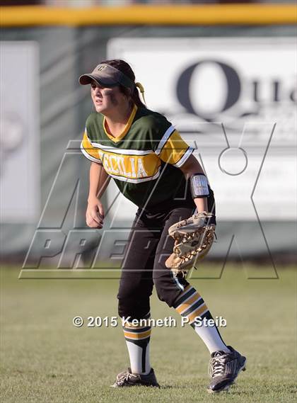 Thumbnail 1 in Lutcher vs Cecilia (LHSAA 4A 1st Round Playoff) photogallery.