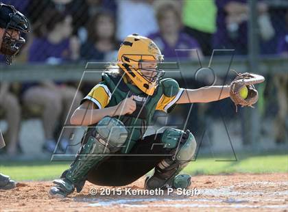 Thumbnail 1 in Lutcher vs Cecilia (LHSAA 4A 1st Round Playoff) photogallery.