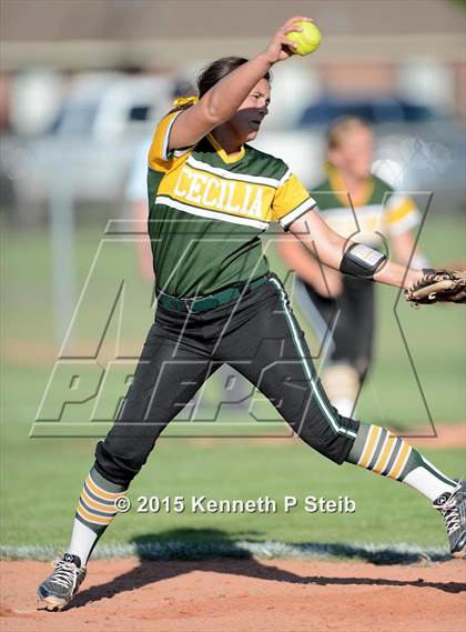 Thumbnail 1 in Lutcher vs Cecilia (LHSAA 4A 1st Round Playoff) photogallery.