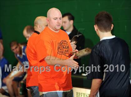 Thumbnail 3 in Putnam Valley vs. Haldane (Putnam Challenge) photogallery.
