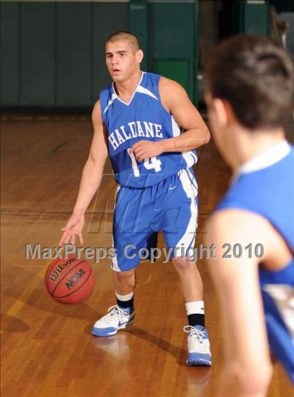 Thumbnail 1 in Putnam Valley vs. Haldane (Putnam Challenge) photogallery.