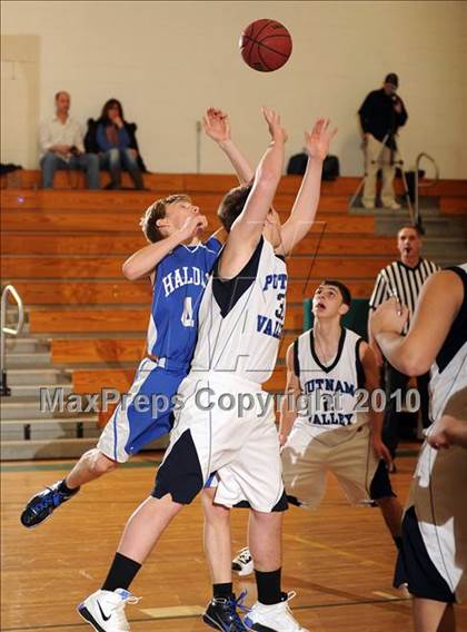 Thumbnail 1 in Putnam Valley vs. Haldane (Putnam Challenge) photogallery.