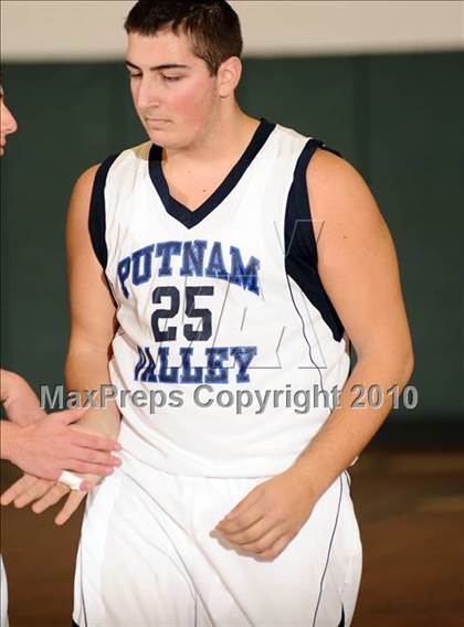 Thumbnail 2 in Putnam Valley vs. Haldane (Putnam Challenge) photogallery.
