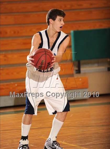Thumbnail 1 in Putnam Valley vs. Haldane (Putnam Challenge) photogallery.