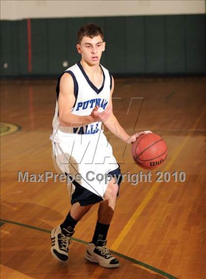 Thumbnail 2 in Putnam Valley vs. Haldane (Putnam Challenge) photogallery.