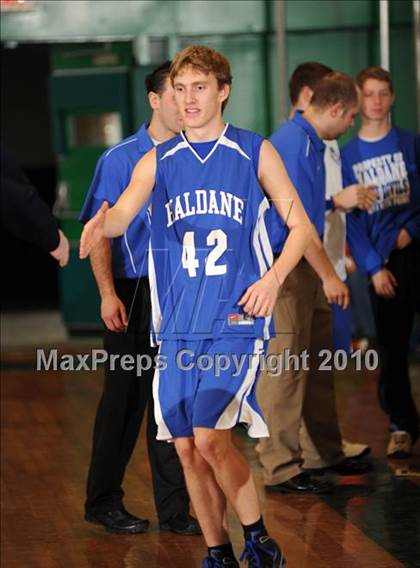 Thumbnail 3 in Putnam Valley vs. Haldane (Putnam Challenge) photogallery.