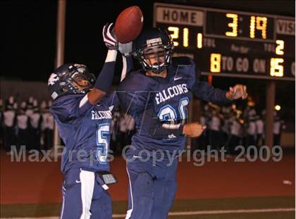 Thumbnail 3 in Muir vs. Crescenta Valley photogallery.