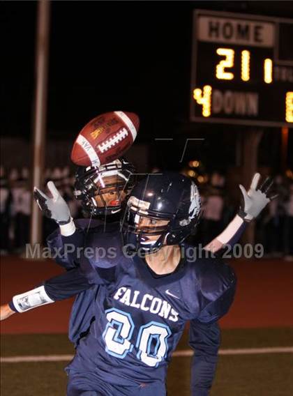Thumbnail 1 in Muir vs. Crescenta Valley photogallery.
