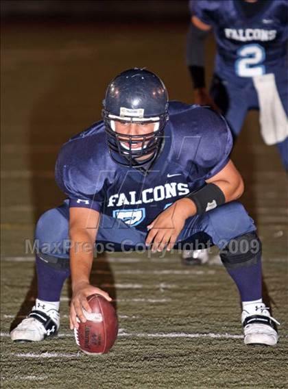 Thumbnail 2 in Muir vs. Crescenta Valley photogallery.