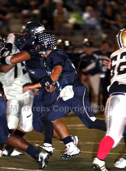 Thumbnail 3 in Muir vs. Crescenta Valley photogallery.