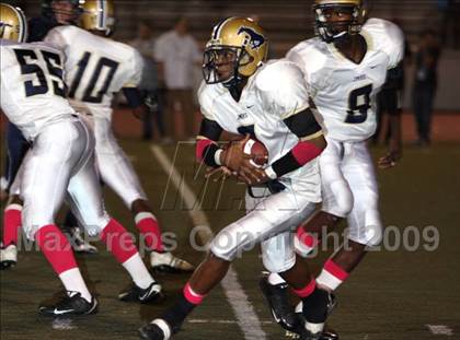 Thumbnail 3 in Muir vs. Crescenta Valley photogallery.