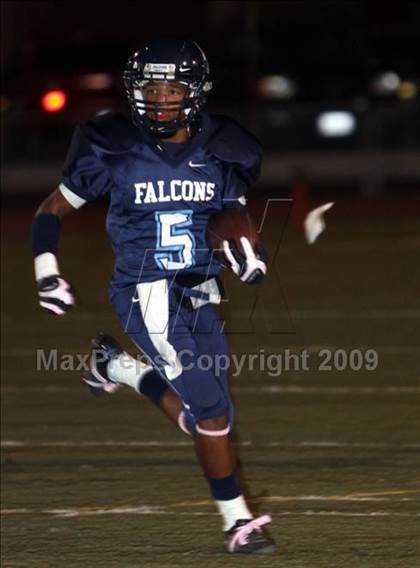 Thumbnail 3 in Muir vs. Crescenta Valley photogallery.