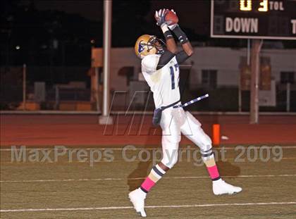 Thumbnail 1 in Muir vs. Crescenta Valley photogallery.