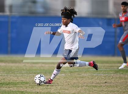 Thumbnail 3 in Lee vs Madison photogallery.