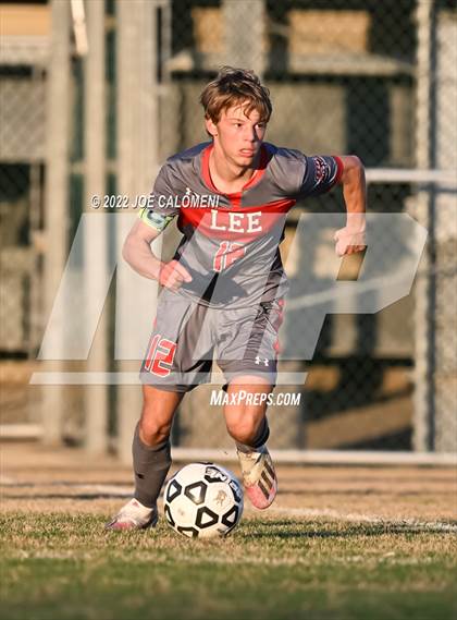Thumbnail 2 in Lee vs Madison photogallery.