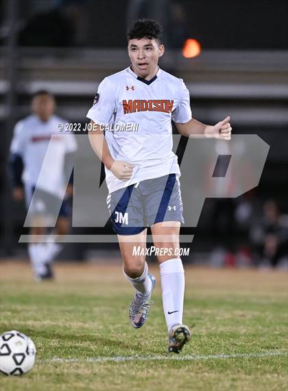 Thumbnail 2 in Lee vs Madison photogallery.