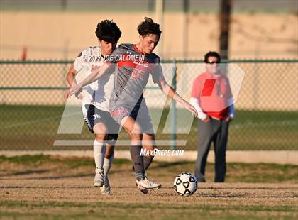 Thumbnail 2 in Lee vs Madison photogallery.
