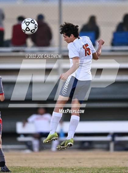 Thumbnail 3 in Lee vs Madison photogallery.