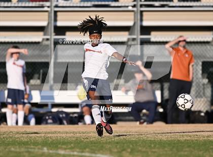 Thumbnail 2 in Lee vs Madison photogallery.