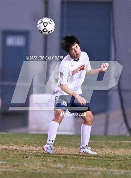 Thumbnail 1 in Lee vs Madison photogallery.