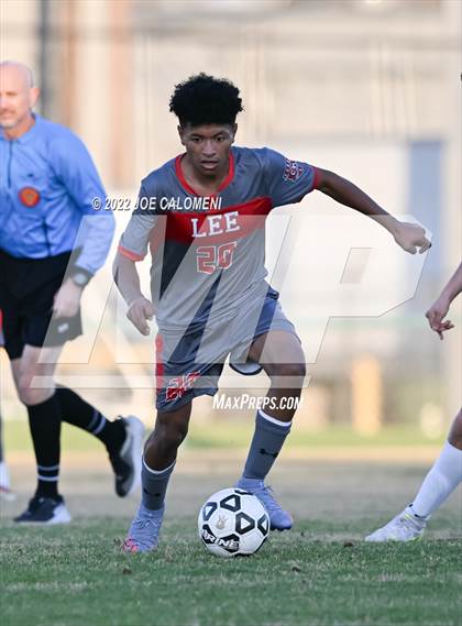 Thumbnail 3 in Lee vs Madison photogallery.