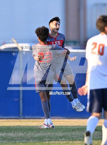 Thumbnail 2 in Lee vs Madison photogallery.