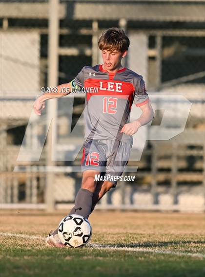 Thumbnail 2 in Lee vs Madison photogallery.