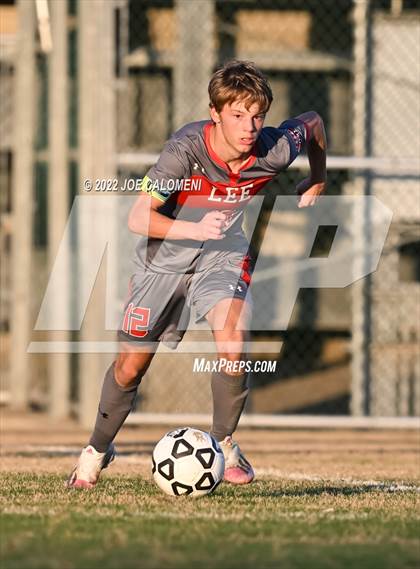 Thumbnail 3 in Lee vs Madison photogallery.